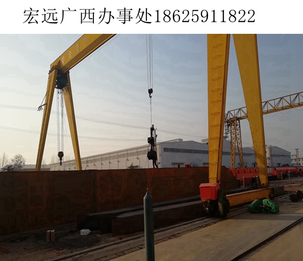 貴港龍門(mén)吊出租廠(chǎng)家 起重機(jī)的結(jié)構(gòu)性能