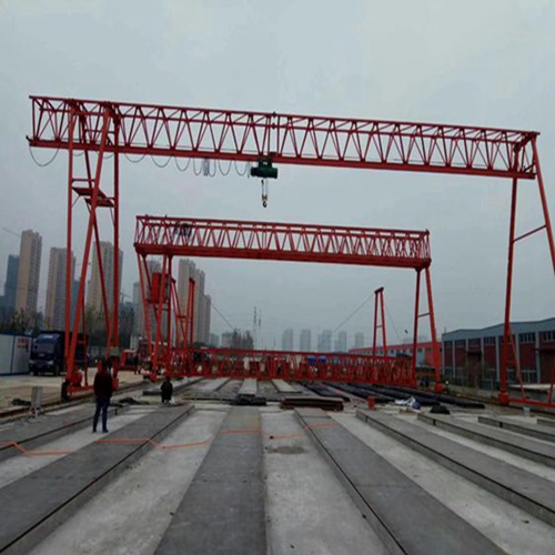 湖南岳陽龍門吊廠家 風電筑能的鋼臂：龍門吊在制造與安裝基地的應用史